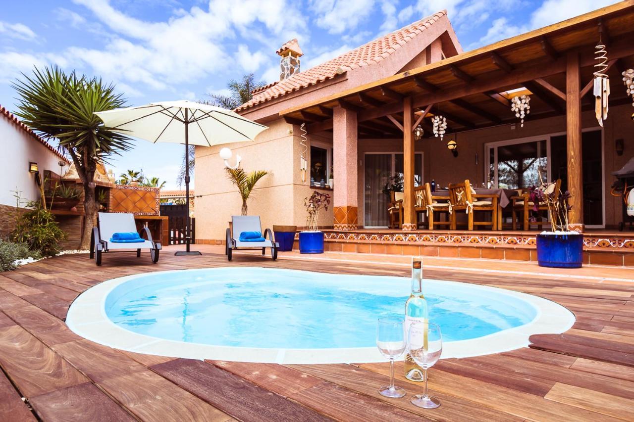 Villa Hibiscus Centrum Corralejo Beach Private Pool Family Bagian luar foto