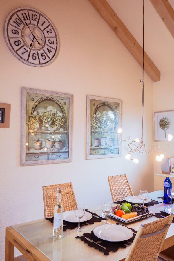 Villa Hibiscus Centrum Corralejo Beach Private Pool Family Bagian luar foto